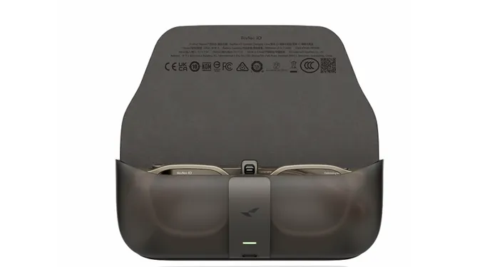 RayNeo iO専用充電ケース(別売)